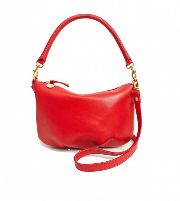 Clare V. - Petit Moyen Messenger in Rouge Nappa Luxe