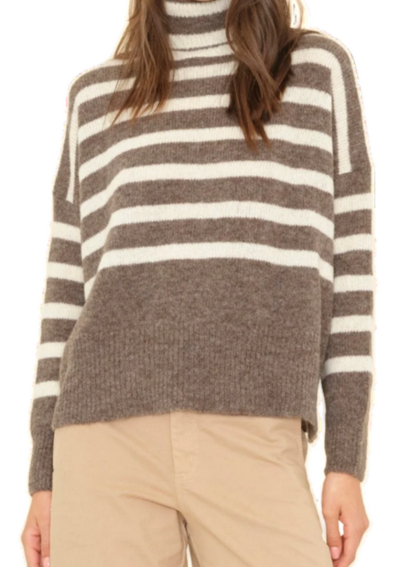 Xirena - Brady Sweater in Wheat Ivory